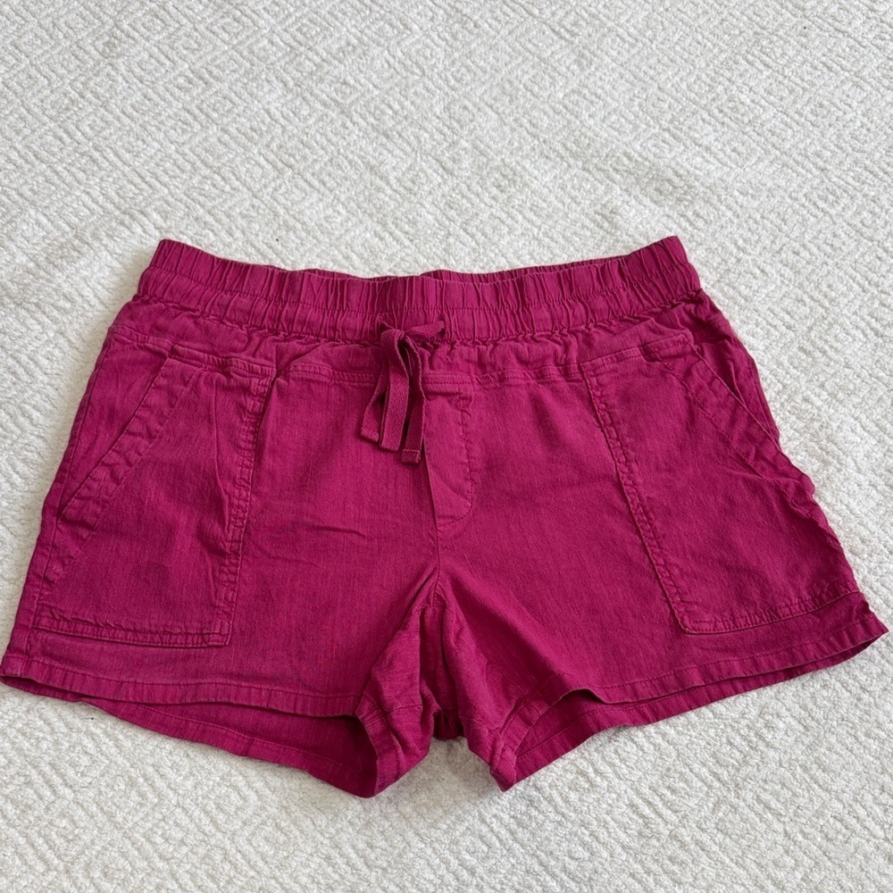 Kut from the Kloth Kut Christina Smocked
Band Linen Short Sz M - Picture 2 of 7